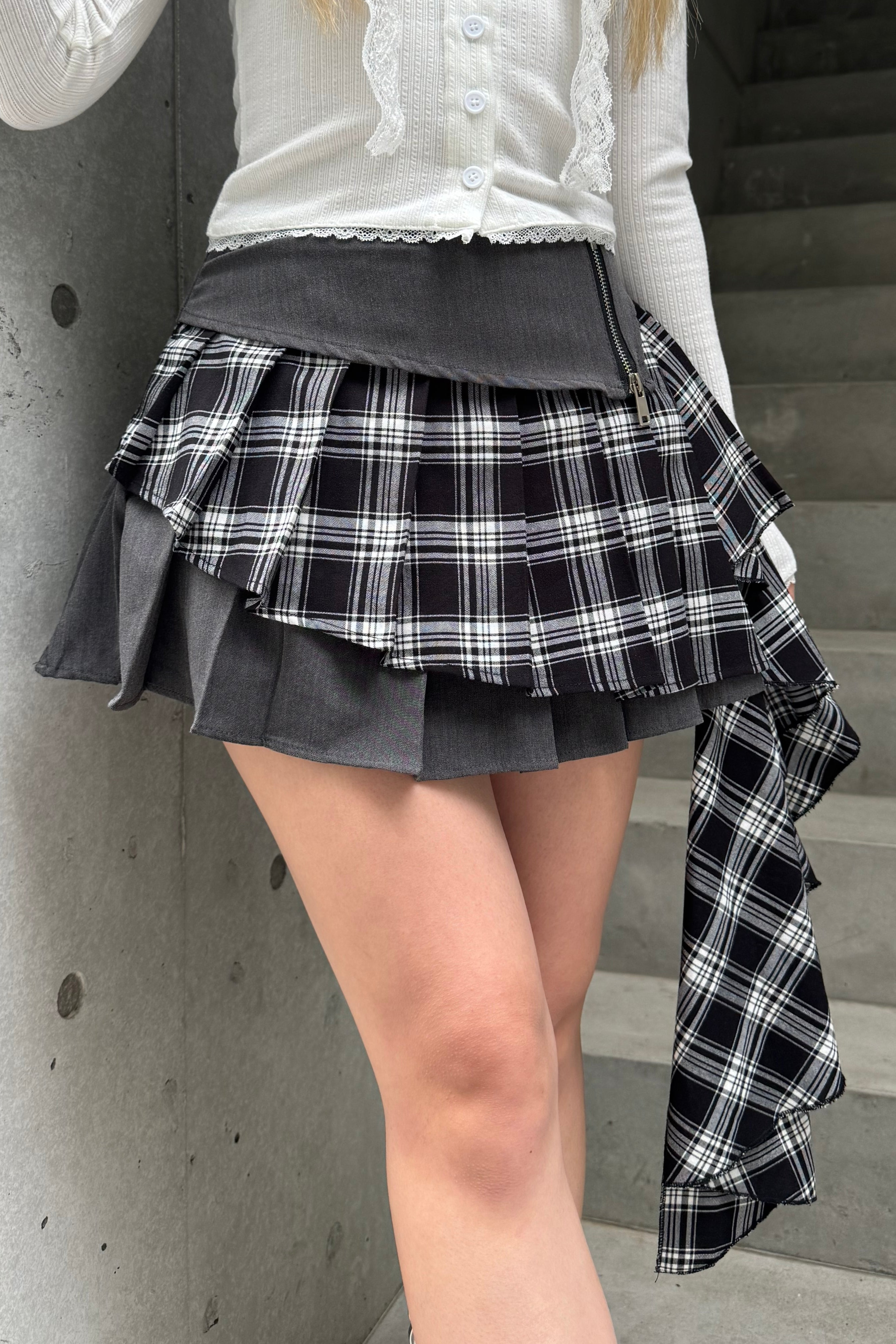 アシンメトリーチェックプリーツスカート LAE20828