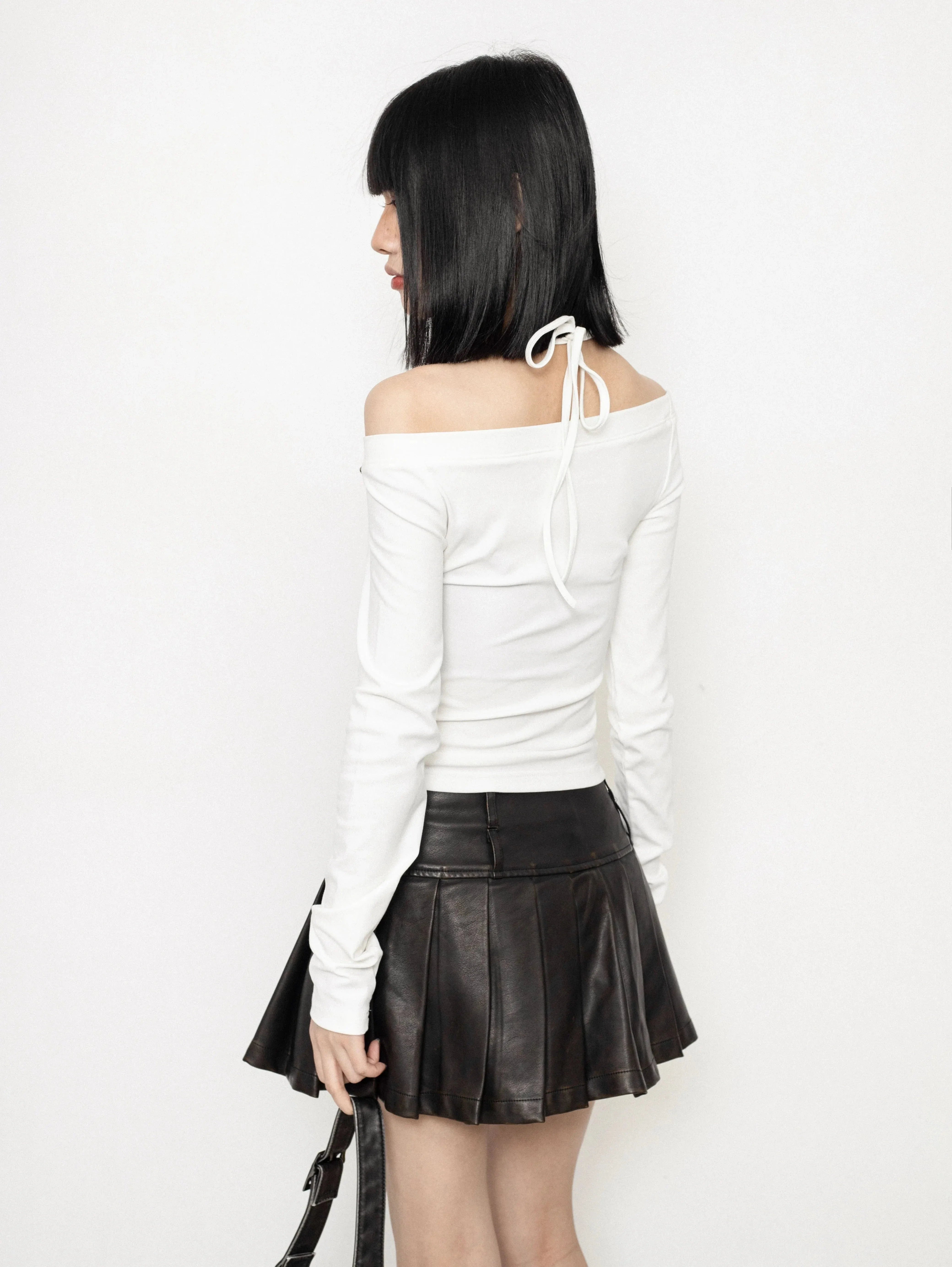 ホルターネックオフショルダーロゴTシャツ LAE20727