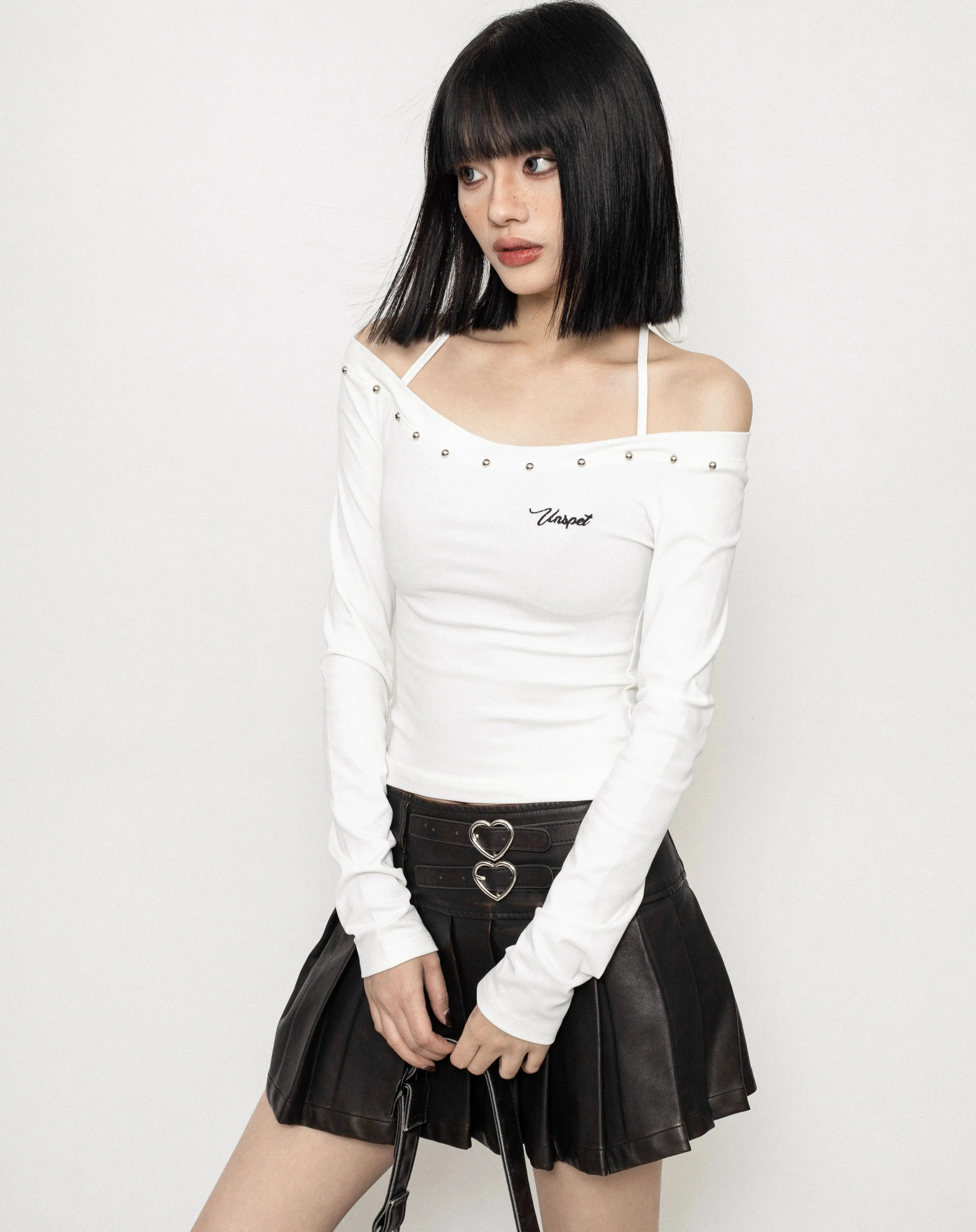 ホルターネックオフショルダーロゴTシャツ LAE20727