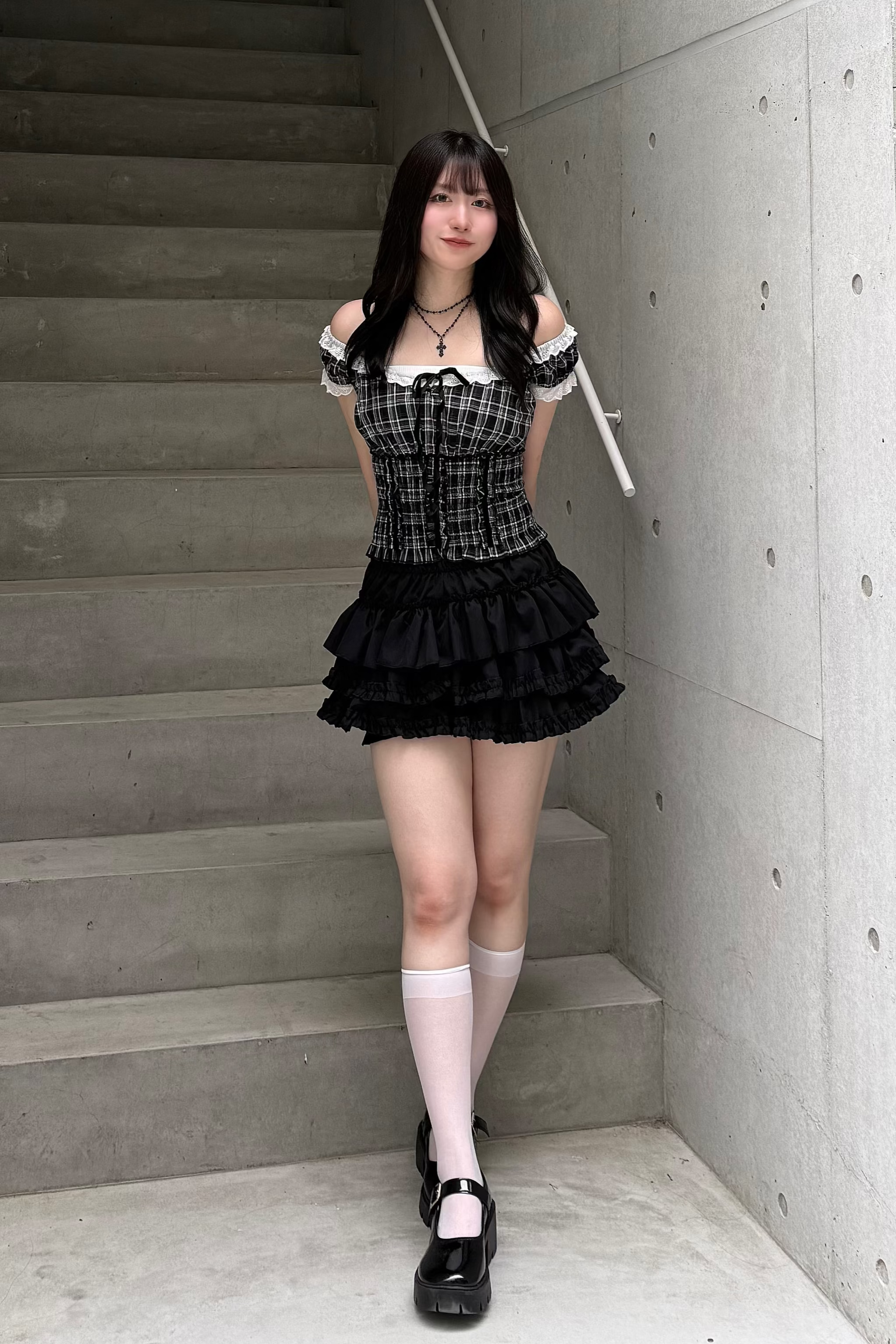 ブラックフリルスカート LAE20890