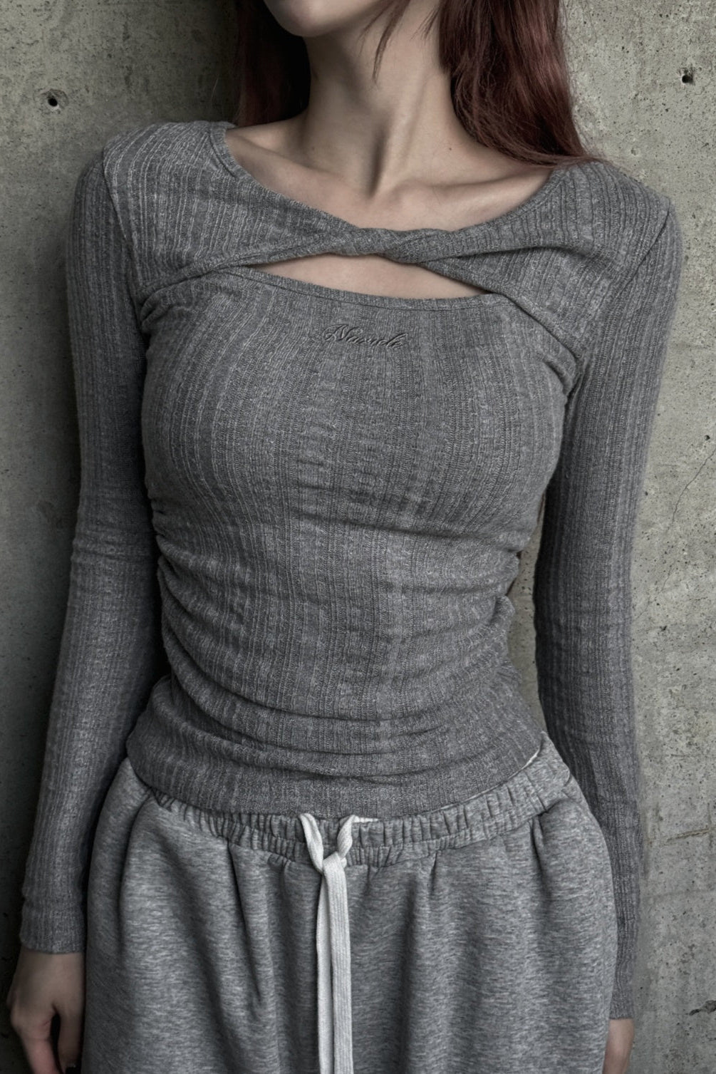 クロスデザインニットトップス LAE20656