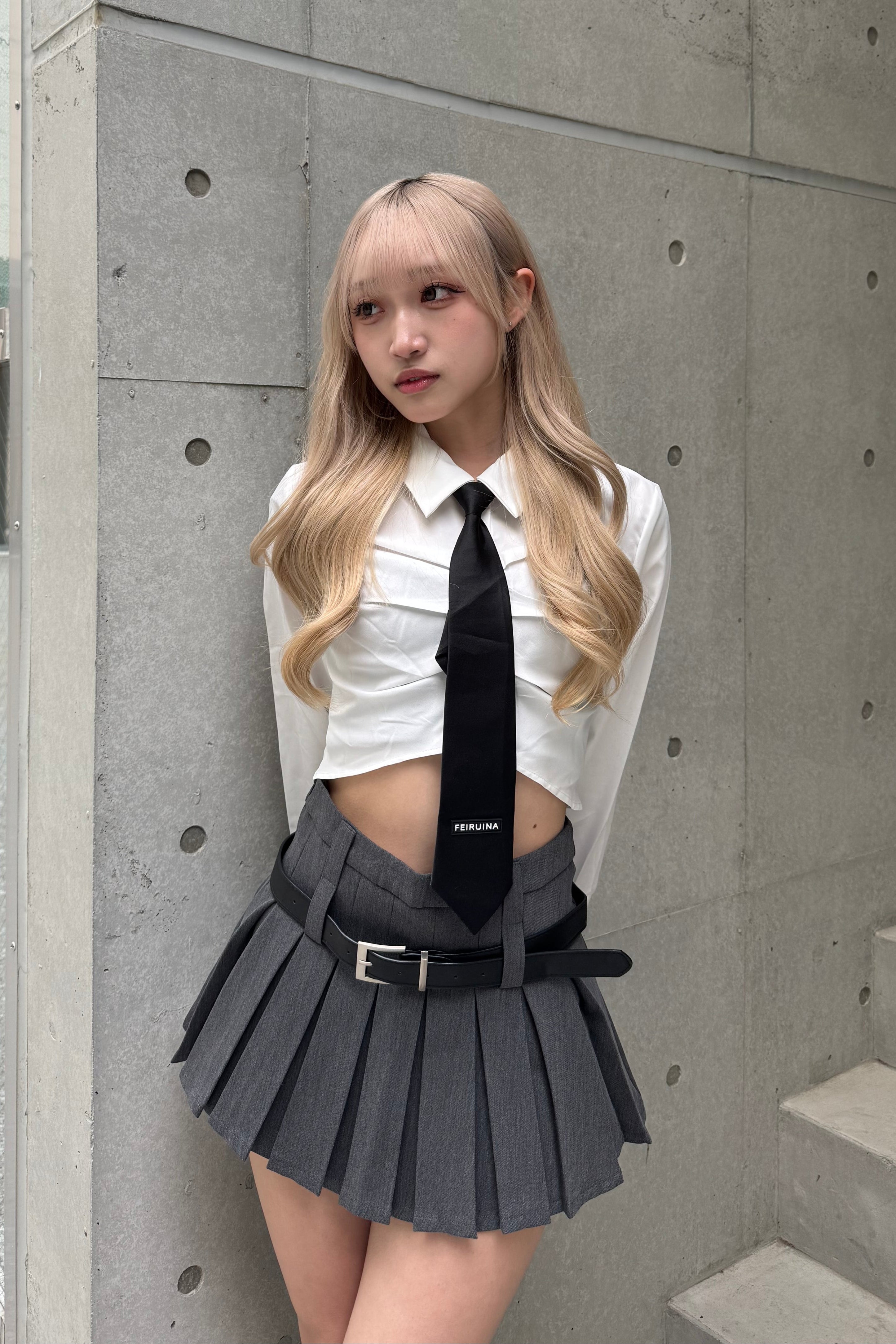 クロップドネクタイシャツ LAE20720
