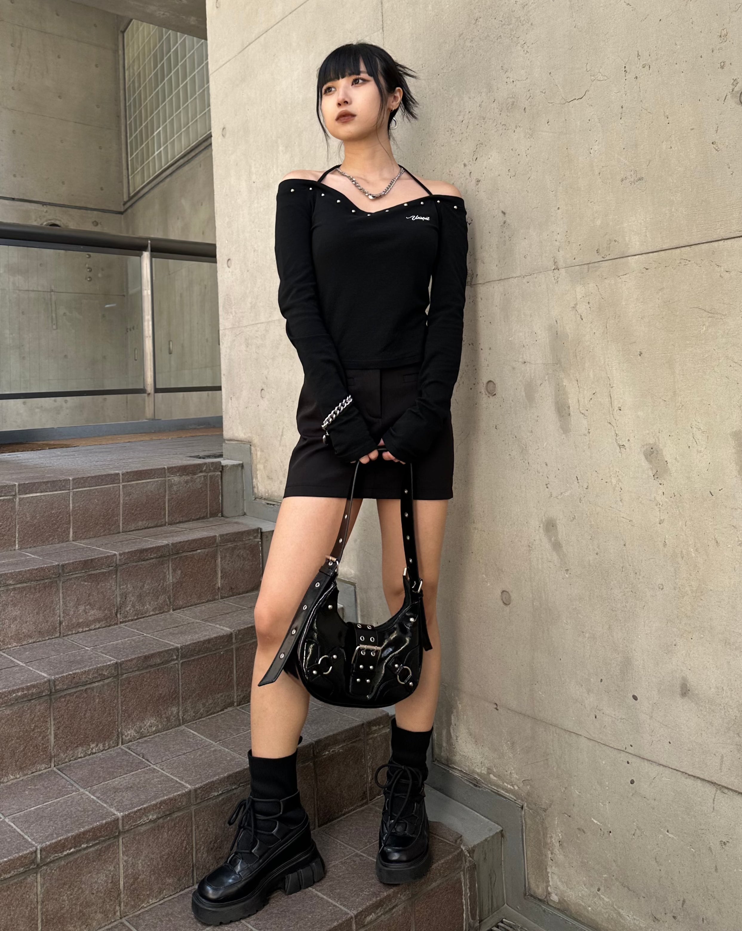ホルターネックオフショルダーロゴTシャツ LAE20727