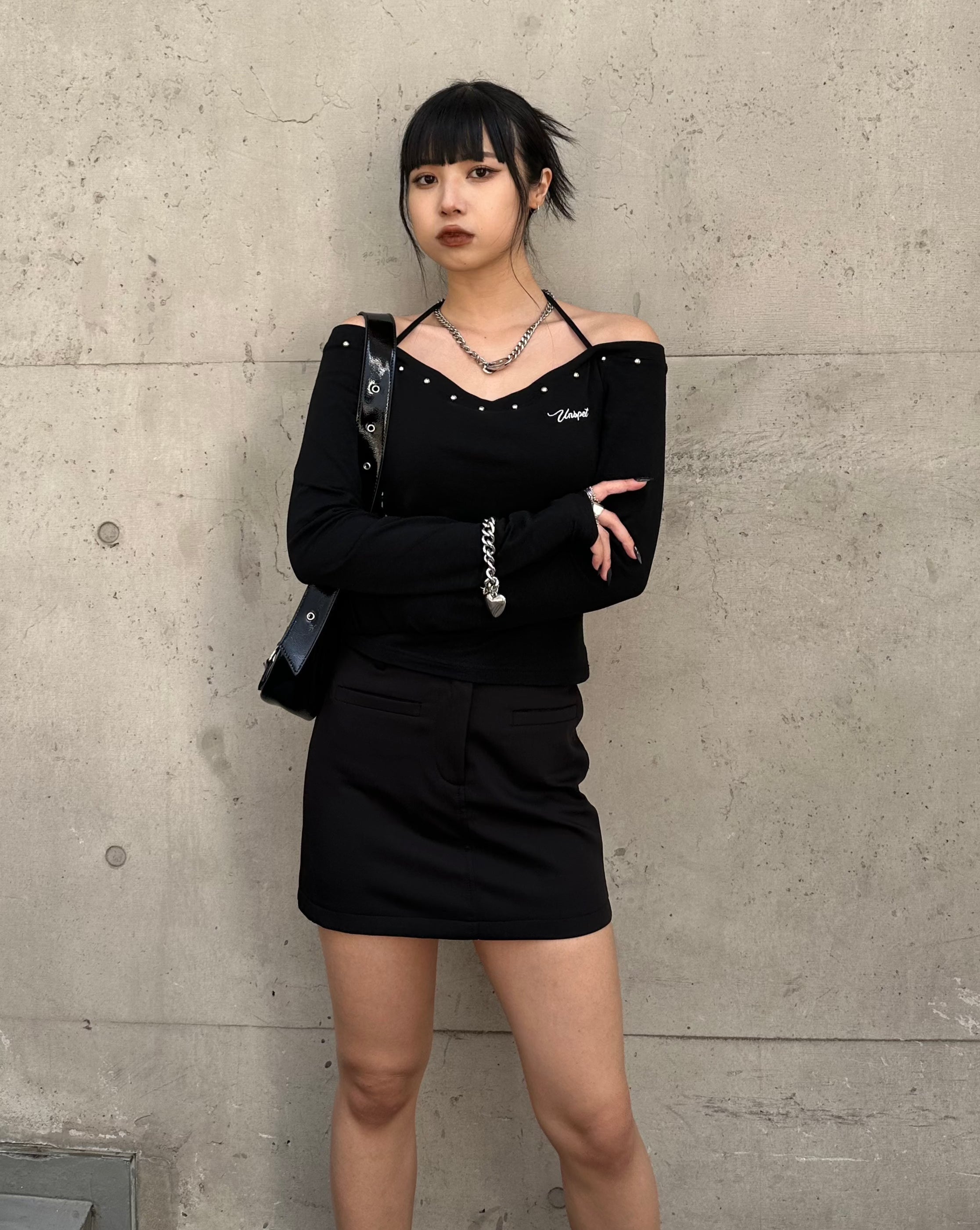 ホルターネックオフショルダーロゴTシャツ LAE20727