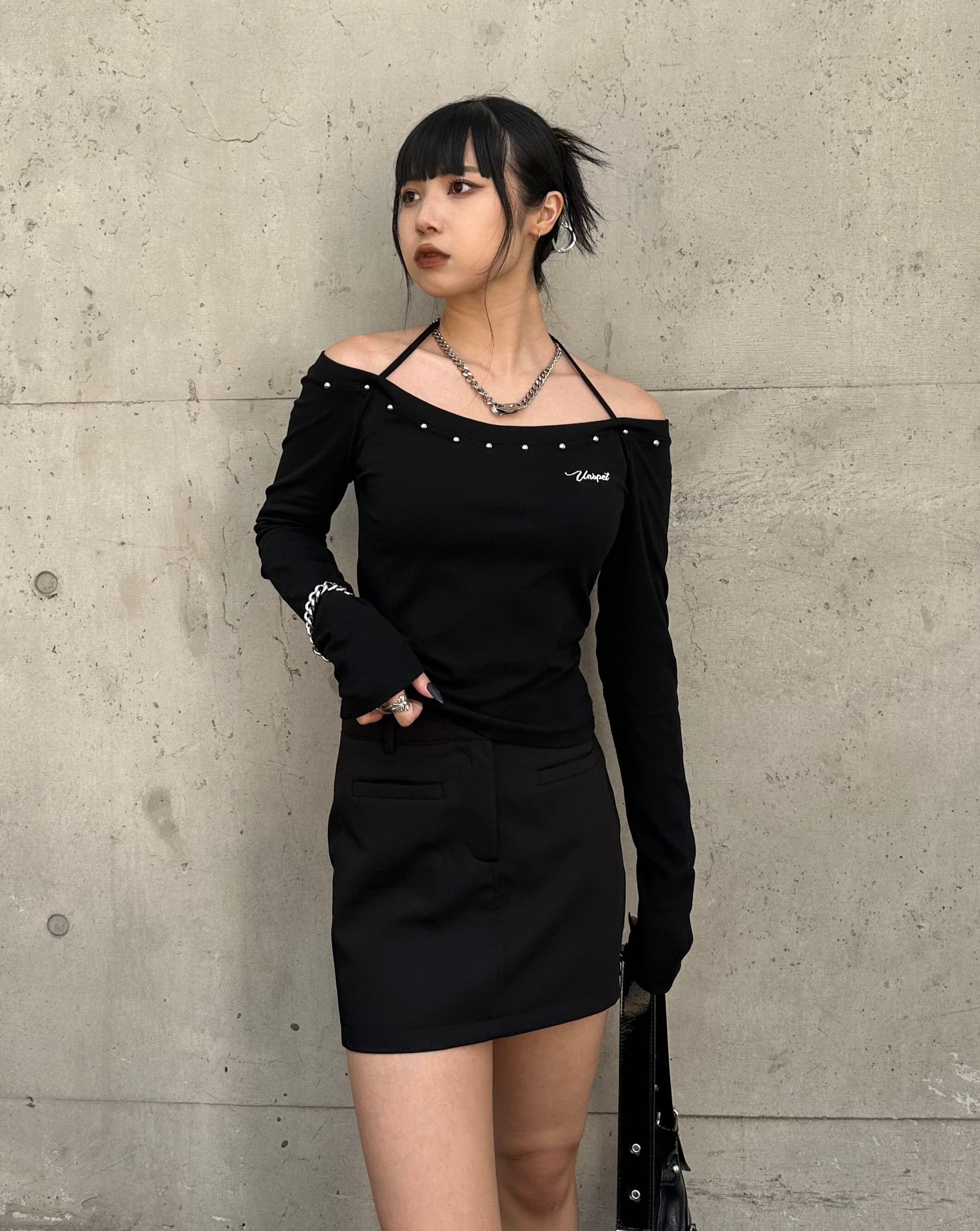 ホルターネックオフショルダーロゴTシャツ LAE20727